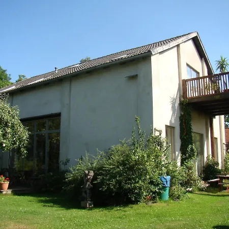 Auf Dem Kuenstlerhof * Falkenberg (Markisch-Oderland)