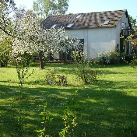 Auf Dem Kuenstlerhof アパート