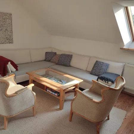 Auf Dem Kuenstlerhof