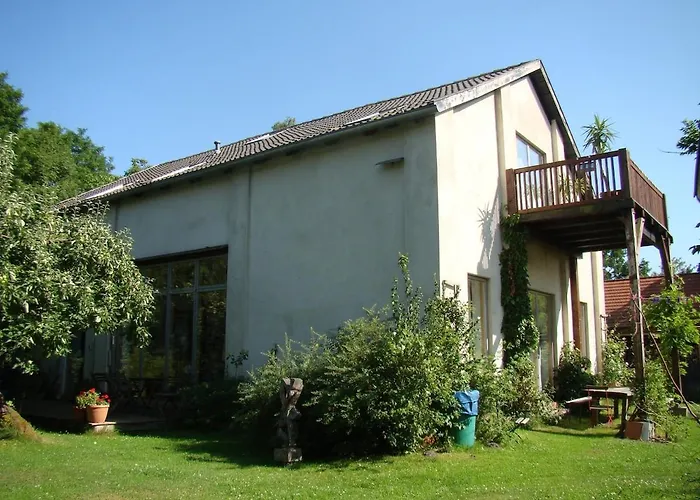 Auf Dem Kuenstlerhof * Falkenberg (Markisch-Oderland)