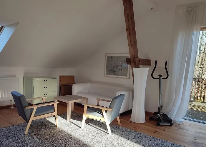 Auf Dem Kuenstlerhof * Falkenberg (Markisch-Oderland)